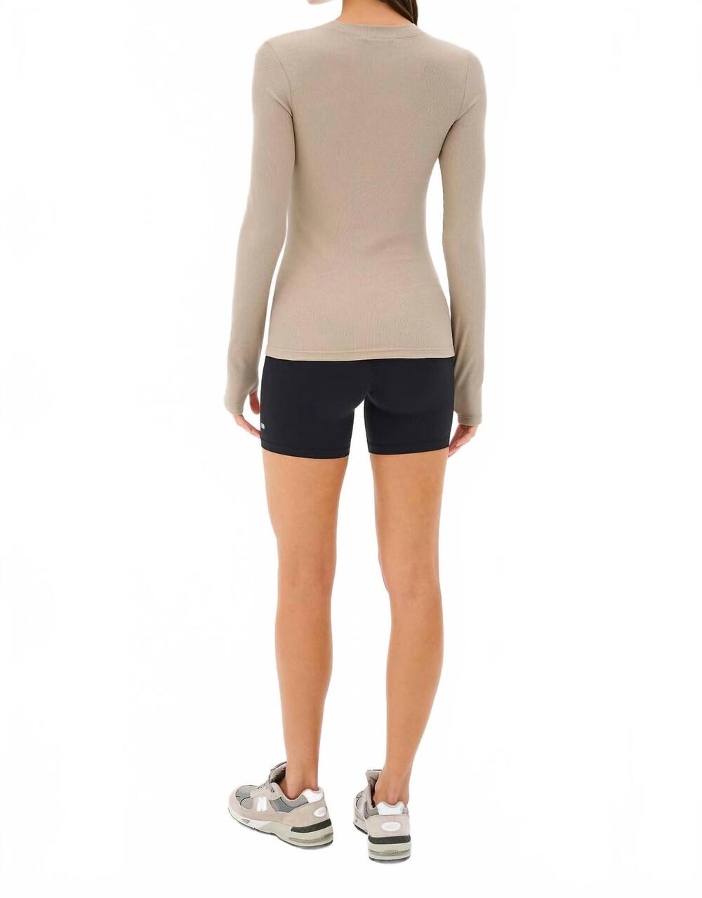 NEW SPLITS59 airweight high waist shorts in black - Picture 5 of 5